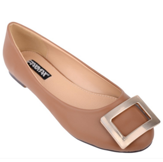 Ladies Faux Leather Pumps With Golden Buckle